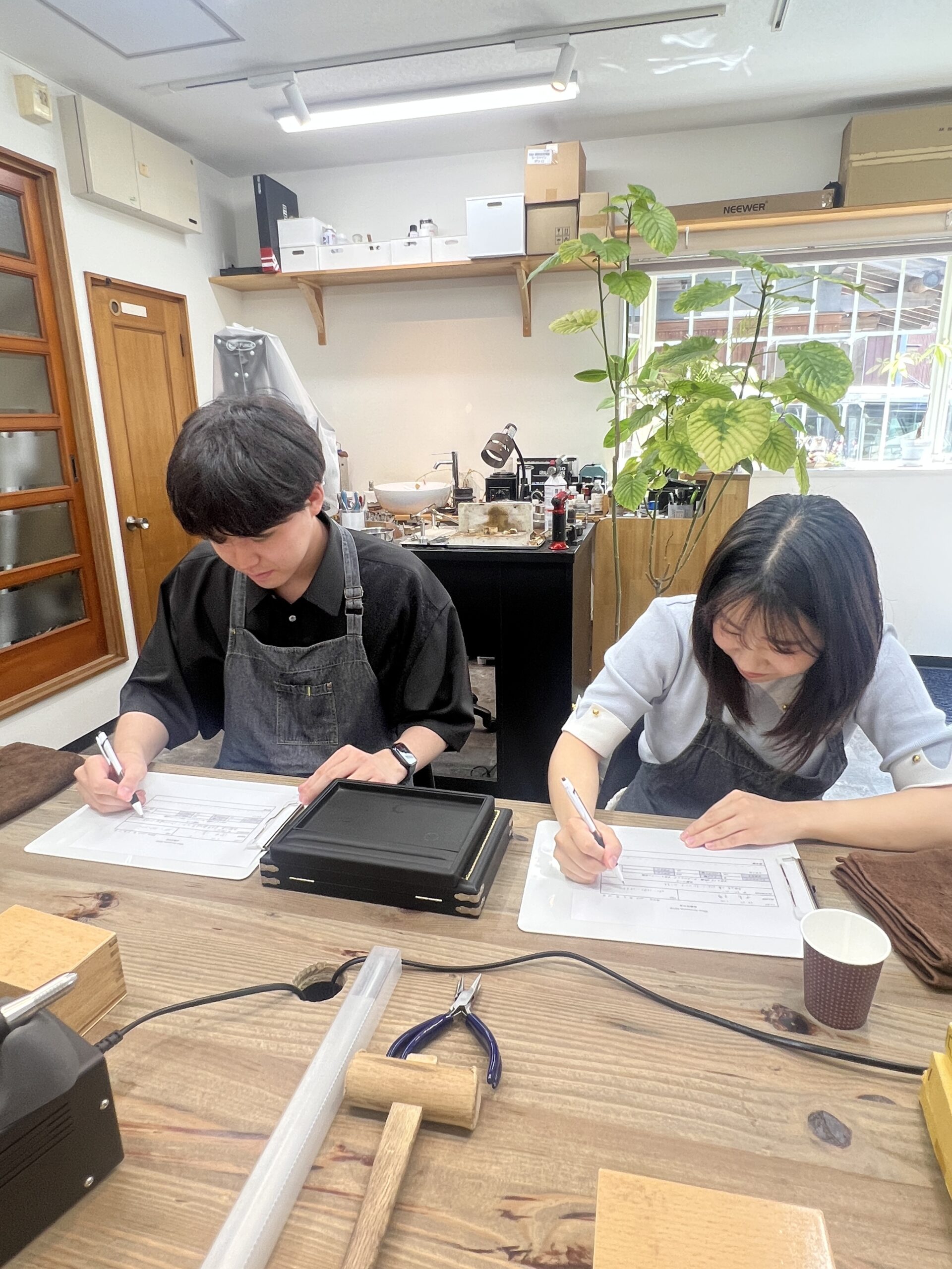 <strong>和歌山観光・白浜旅行の思い出に!手作りリング体験ならREVE</strong>