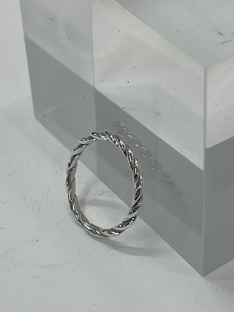 シルバーアクセサリーのお手入れ完全ガイド！の画像